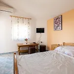 With Parking Space - 20177 Apartamento