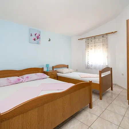 With Parking Space - 20177 דירה *