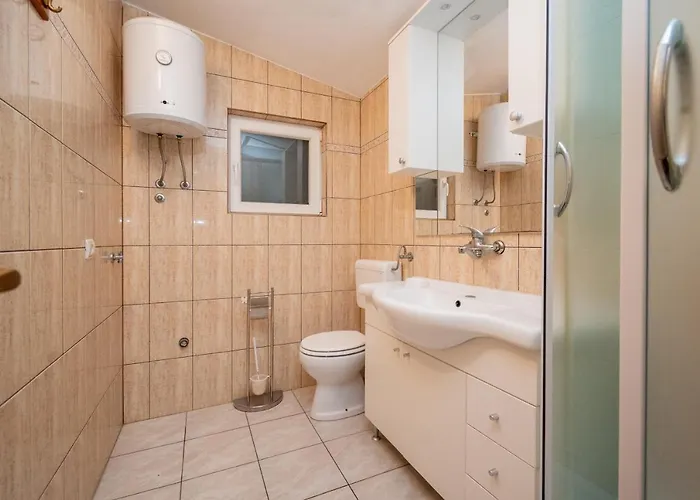 With Parking Space - 20177 Apartman